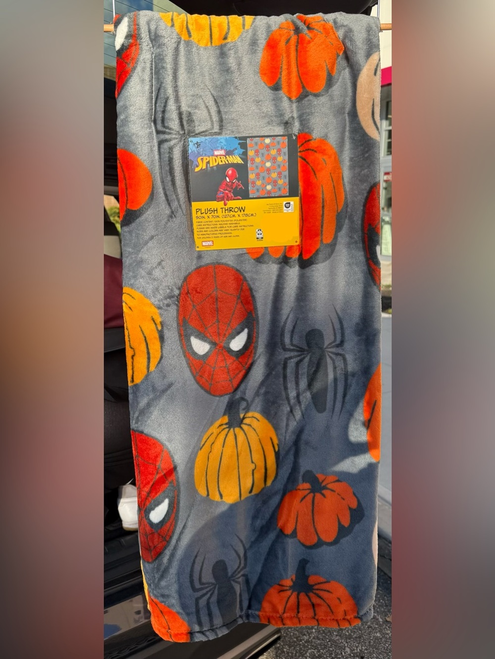 Spider-Man fall plush blanket throw